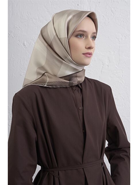 ARMİNE Geometrik Desenli Saf İpek Twill Eşarp 9418D 36 - S000500661-19928