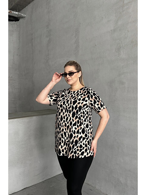 Stil Diva Büyük Beden Kısa Kollu Bisiklet Yaka Leopar Desenli Bluz 616006 - S000350537-23173
