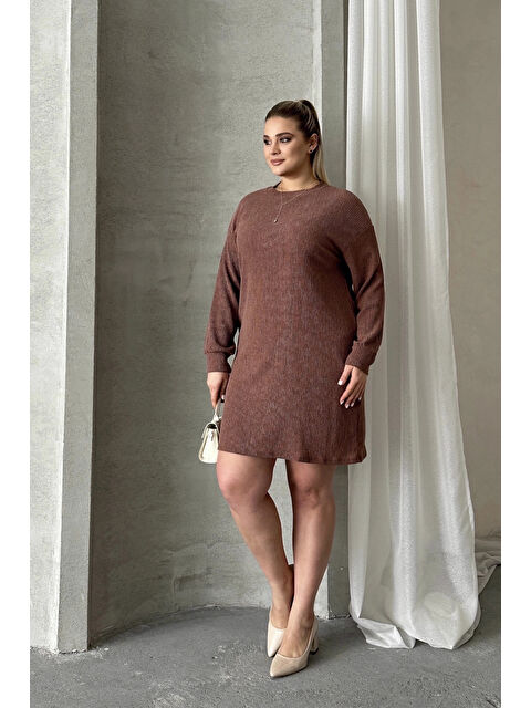 Stil Diva Büyük Beden Uzun Kollu Bisiklet Yaka Düz Kesim Elbise 100-189 - S000350551-19413