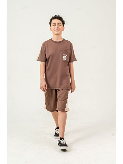 Mışıl Kids Üst Ön Cep Baskılı Kollar Garnili Alt Yanlar Garnili Erkek Çocuk Şort - Tişört Takımı - S000527752-19413