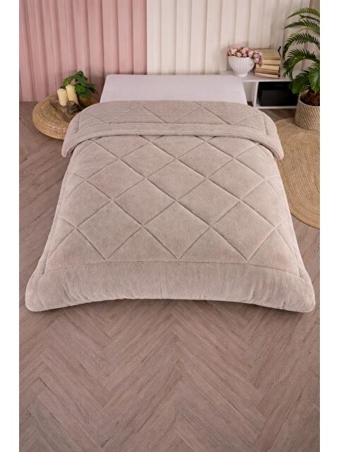 Çeyiz Diyarı Uyl Wellsoft 215x235 Cm Battal Boy Yorgan Bej