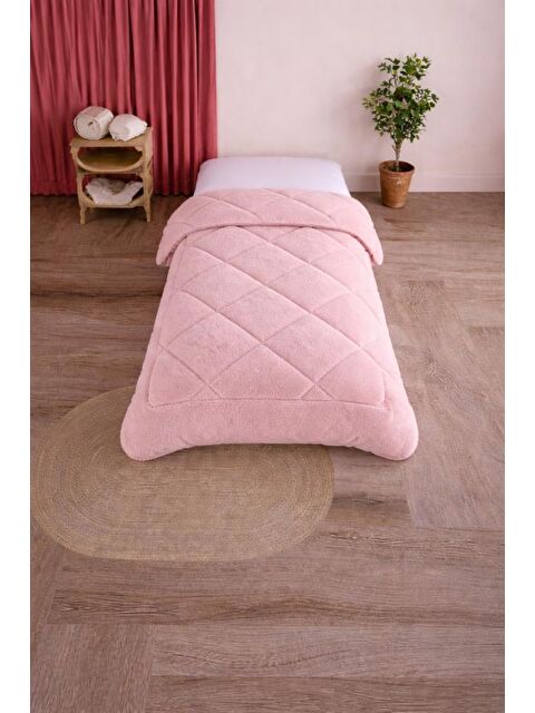 Çeyiz Diyarı Uyl Wellsoft 155x215 Cm Tek Kişilik Yorgan Pudra