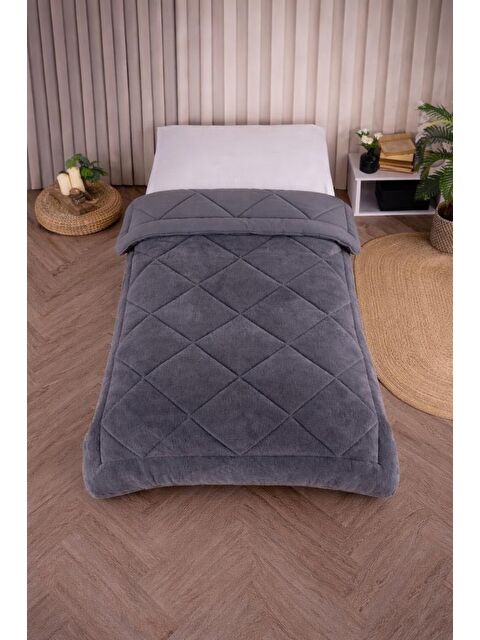 Çeyiz Diyarı Uyl Wellsoft 155x215 Cm Tek Kişilik Yorgan Gri