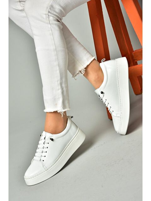 Fox Shoes P5553050 Beyaz Kadın Sneakers