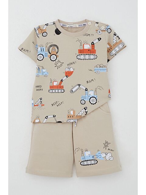 Breeze Erkek Çocuk Şortlu Takım Eğlenceli İş Makineleri Desenli Bej (1.5-5 Yaş) - S000434040-19928