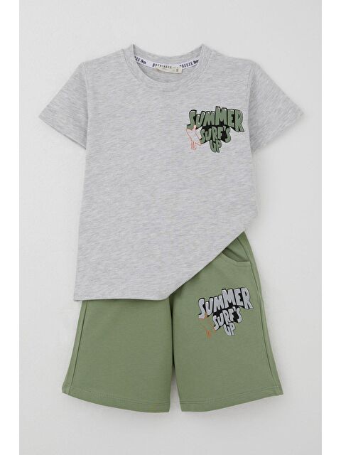 Breeze Erkek Çocuk Şortlu Takım Yaz Temalı Sörf Macerası Açık Gri Melanj (3-8 Yaş) - S000434042-17308