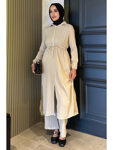 Julude Kendinden Desenli Bel Bağlama Detaylı Tesettür Tunik Pantolon İkili Takım - S000413262-25636