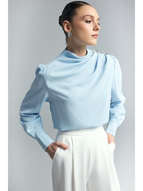 SATEEN Düğmeleri Taş Detaylı Bluz - Mavi