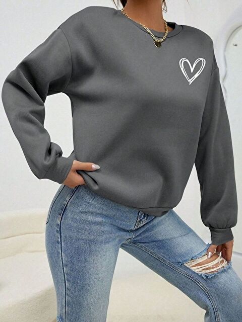 Trendseninle Kadın Füme Kalpli  Baskı Oversize Bisiklet Yaka Sweatshirt - S000491987-33408