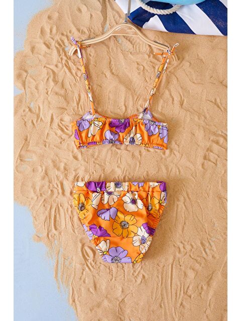 Cansın Mini Turuncu İp Askılı Çiçek Desenli Kız Çocuk Bikini 19045