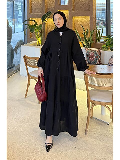 Lamelif Ön Yarım Düğme Detaylı Müslin Kumaş Tesettür Elbise Siyah - S000517748-19351