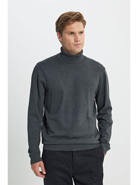 Altınyıldız Classics Erkek Antrasit-Melanj Standart Fit Normal Kesim Tam Balıkçı Yaka Triko Kazak - S000403575-29666