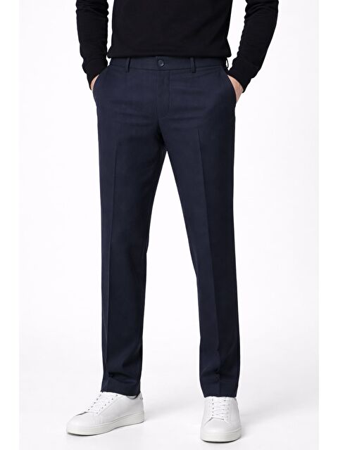 Sabri Özel Giotelli Erkek Lacivert Dar Kesim Slim Fit Viskon Dokuma Yan Cep Normal Bel Pantolon