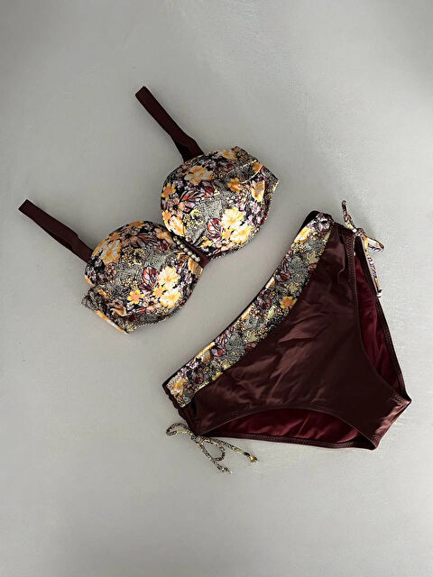 Hazelin Kadın Kahve Çiçek Desenli Büyük Beden Astarlı Lacivert Bikini Takım HZL25S-LC3301