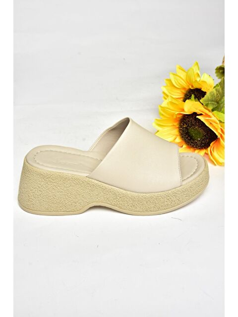 Fox Shoes S9967412 Bej Kadın Terlik - S000152344-19928