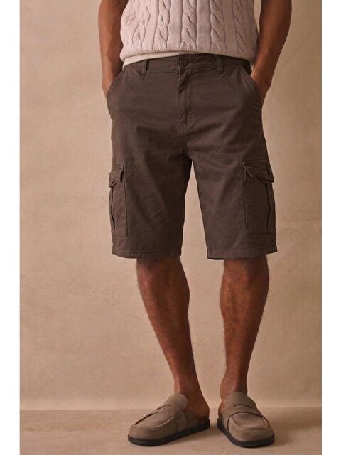 Tarz Cool Çok Cepli Yazlık Rahat Kargo Şort