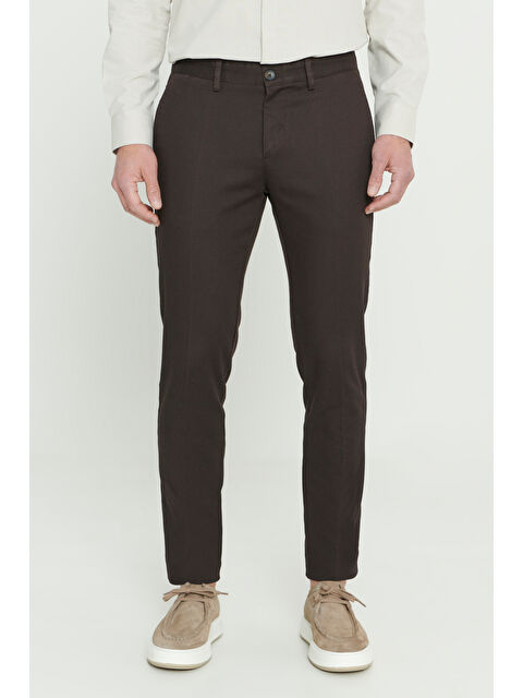 AC&Co / Altınyıldız Classics Erkek Kahverengi Slim Fit Dar Kesim Armürlü Esnek Casual Pantolon - S000403251-19413