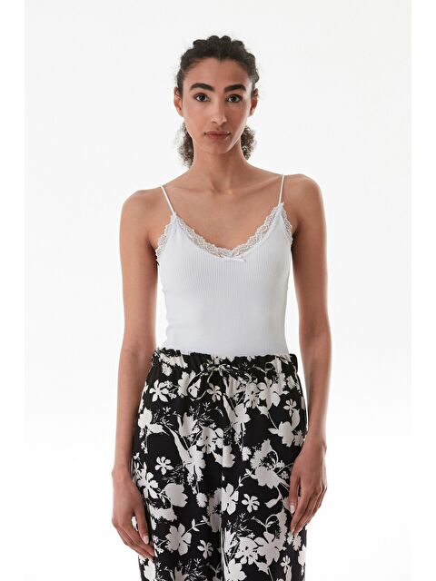 Fullamoda Fitilli Dantelli Kurdele Detaylı Çıtçıtlı Body - S000381083-20063