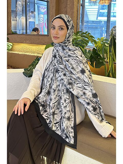 Lamelif Daisy Flowers Desen Soft Pamuk Şal Siyah Beyaz - S000529732-2600