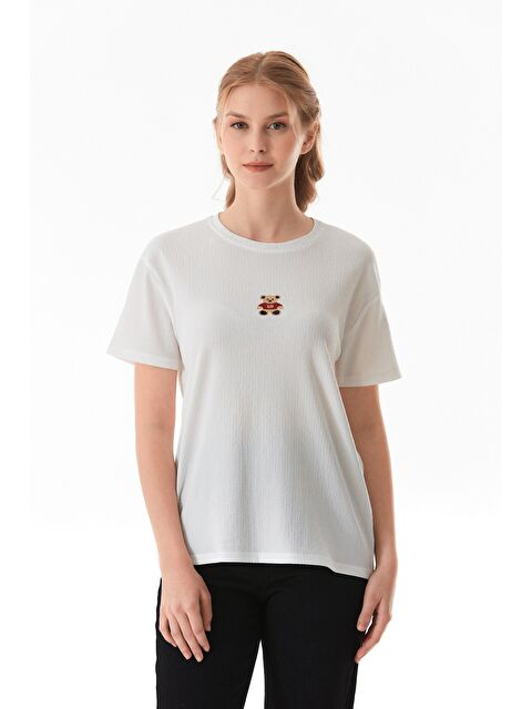 Fullamoda Ayıcık Nakışlı Bürümcük Kumaş Oversize Tişört - S000380911-20063