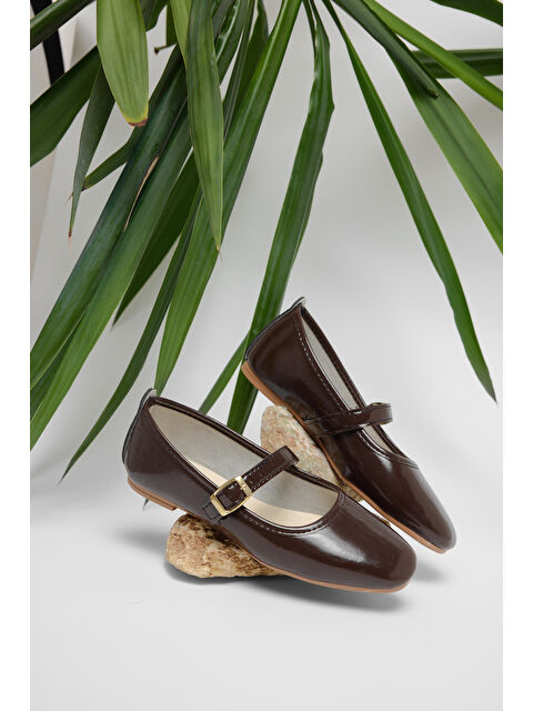 TONNY BLACK Kadın Acı Kahve Kadın Üstten Kemerli Tokalı Rahat Günlük Babet - S000512709-28102