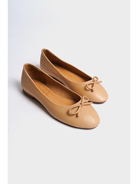 Capone Outfitters Bloom Hakiki Deri Fiyonklu Yuvarlak Burunlu Kadın Babet - S000124064-26411