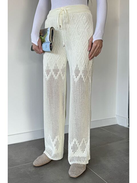 Gülseli Kadın Bel Lastikli Ajurlu Triko Pantolon