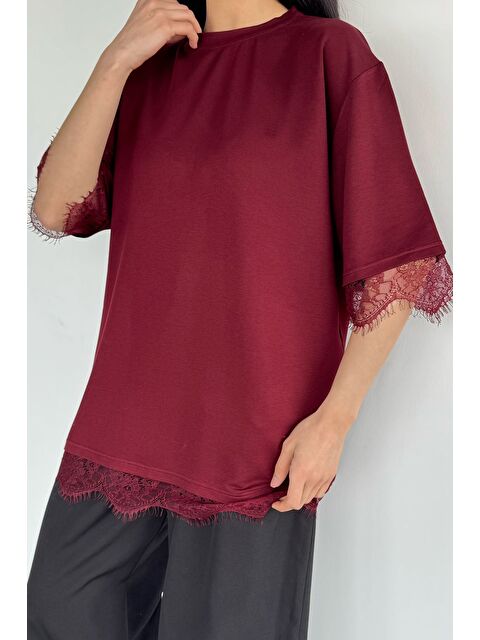 Gülseli Kadın Dantelli Oversize Tişört