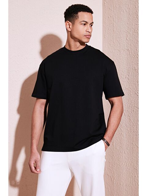 Buratti Pamuklu Bisiklet Yaka Relaxed Fit Basic Tişört 5902610 - S000151602-19351