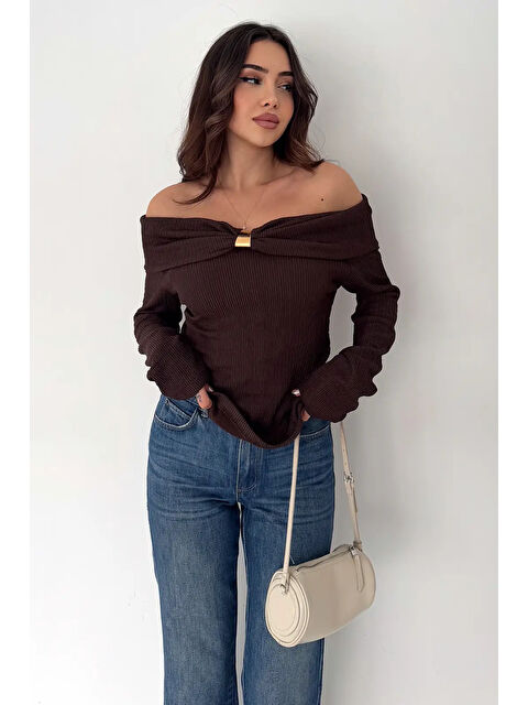 carla10 Kadın Omuz Açık Toka Detaylı Bluz - S000503810-19413