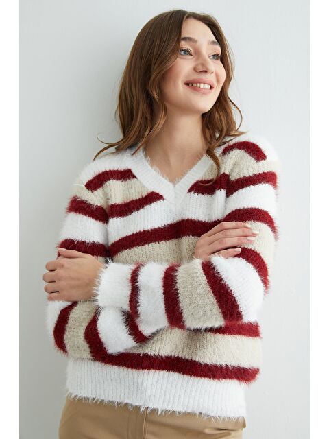 Fullamoda Sakallı Şeritli V Yaka Triko Kazak - S000494087-19951