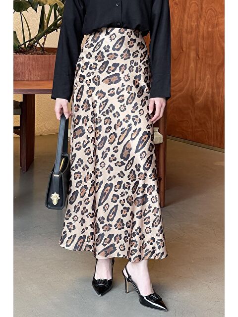 Lamelif Saten Pamuklu Leopar Etek Camel