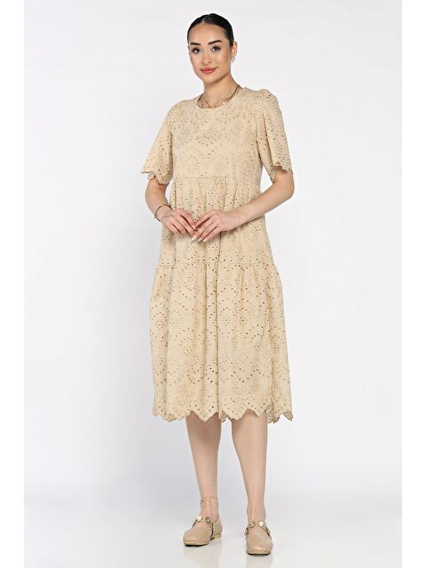 Gülseli Dantel İşlemeli Kadın Kısa Kol Elbise - S000379894-19928