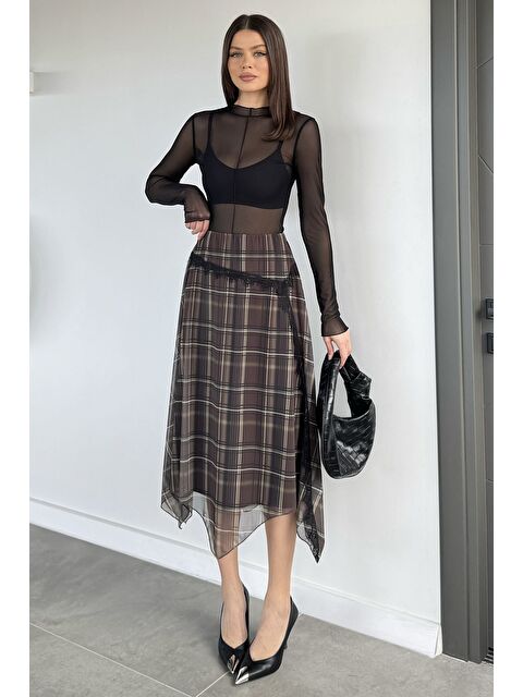 Gülseli Kadın Bel Lastikli Ekose Desenli Güpür Detaylı Asimetrik Etek - S000491557-18547