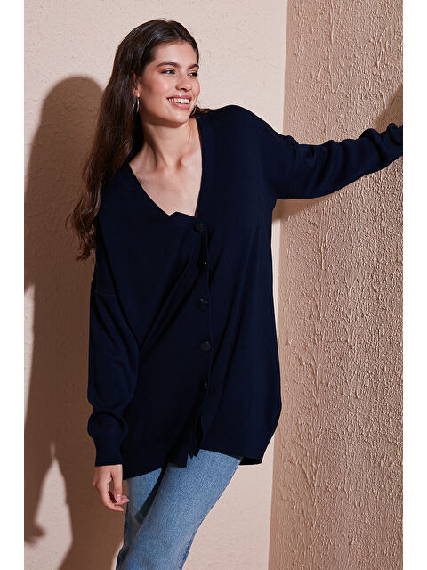 Lela V Yaka Düğmeli Triko Kadın Hırka 4616031 - S000242999-21164