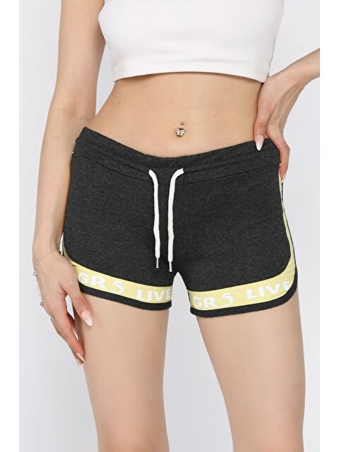 Gülseli Biyeli Kadın Mini Şort - S000399251-29666