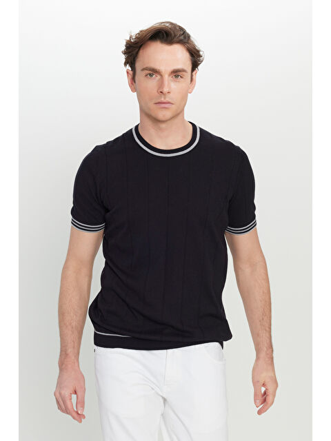 Altınyıldız Classics Erkek Siyah %100 Pamuk Standart Fit Normal Kesim Bisiklet Yaka Triko Tişört - S000481785-19351