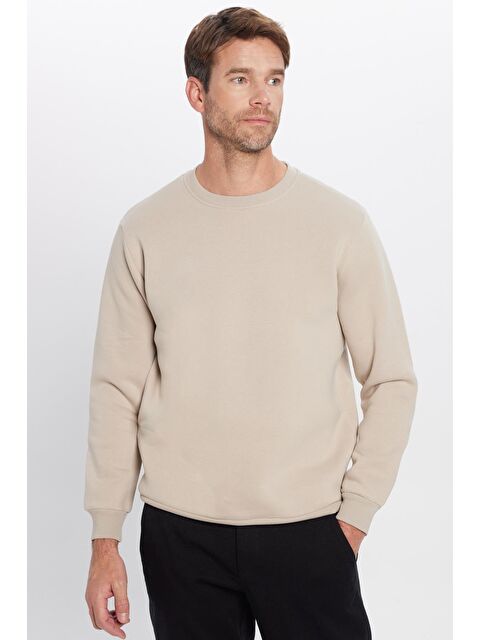 TUDORS Unisex Relax Fit Rahat Kesim Pamuklu Yumuşak Dokulu Polarlı Basic Taş Renk Bisiklet Yaka Sweatshirt - S000324308-25636