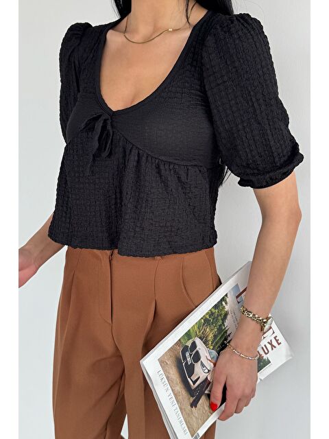 Gülseli Kadın V Yaka Kısa Kol Bluz