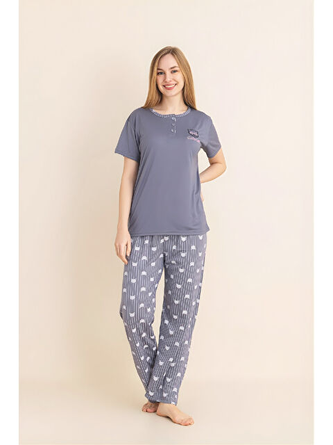 Enisena Kadın Pijama Takımı-Menekşe Kumaş-3 Düğmeli-Yaka Baskılı-12606SF