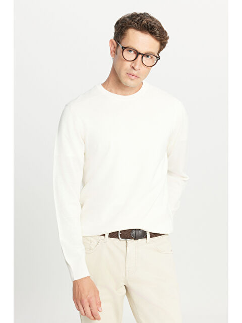 Altınyıldız Classics Erkek Ekru Yünlü Standart Fit Normal Kesim Bisiklet Yaka Triko Basic Kazak - S000527421-19965