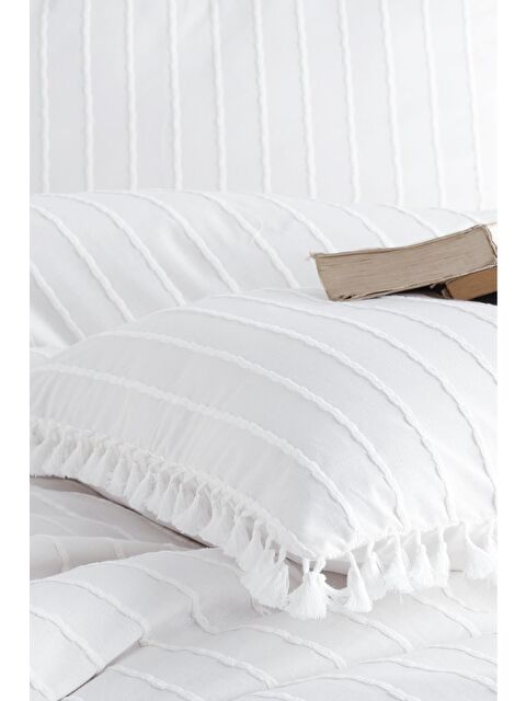 Nordqueen Ranforce %100 Pamuk Püsküllü Yastık Kılıfı 2'li 50x70 Cm Beyaz - S000245120-20063