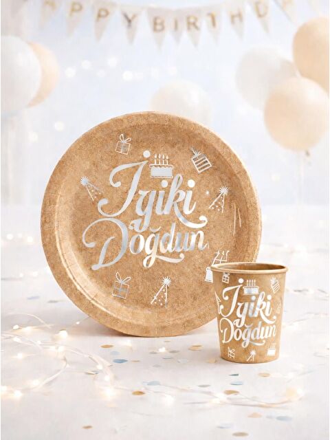 Parti Adresi İyi Ki Doğdun Yazılı Doğum Günü Parti Tabak Bardak Set Gümüş Kraft 8'li - S000524907-19413