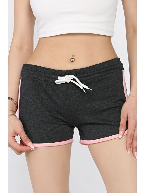 Gülseli Kadın Baskılı Mini Şort - S000399248-29666