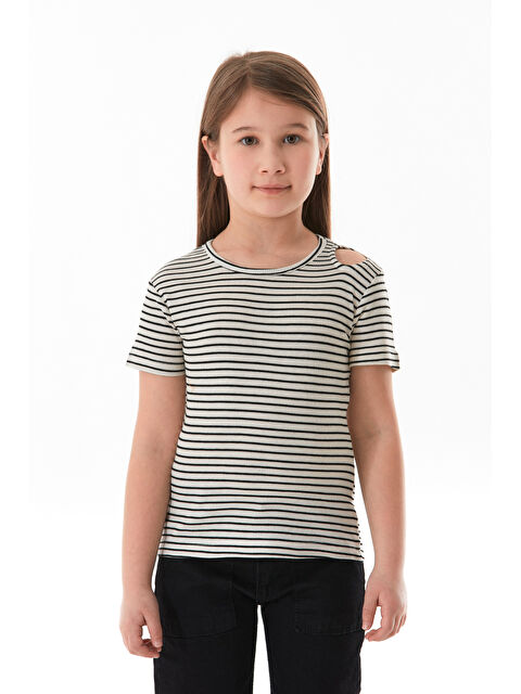 Fullamoda Omzu Pencere Detaylı Çizgili Kız Çocuk Body - S000381199-19351