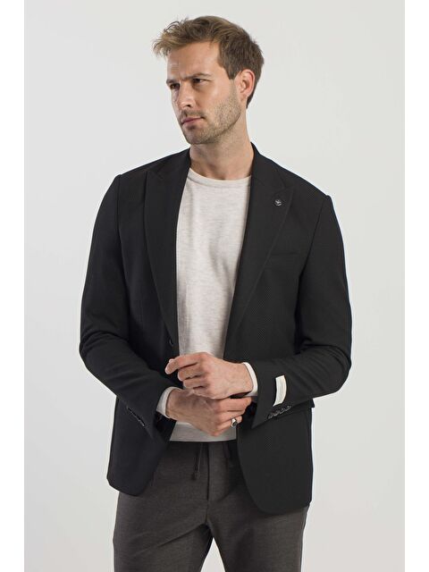 JAKAMEN Siyah Slim Fit Desenli Sivri Yaka Ceket - S000496626-19351