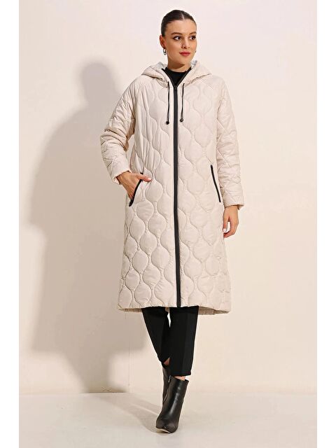 Hazelin Kadın Ekru Kapüşonlu Kapitone Uzun Şişme Mont HZL24W-BD151771 - S000127446-19965