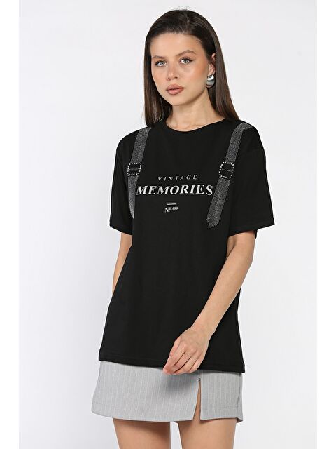 Gülseli Bisiklet Yaka Baskılı Taşlı Kadın Tişört - S000399286-19351