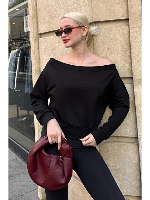 Madmext Siyah Kayık Yaka Kadın Sweatshirt Mg2239 - S000346065-19351