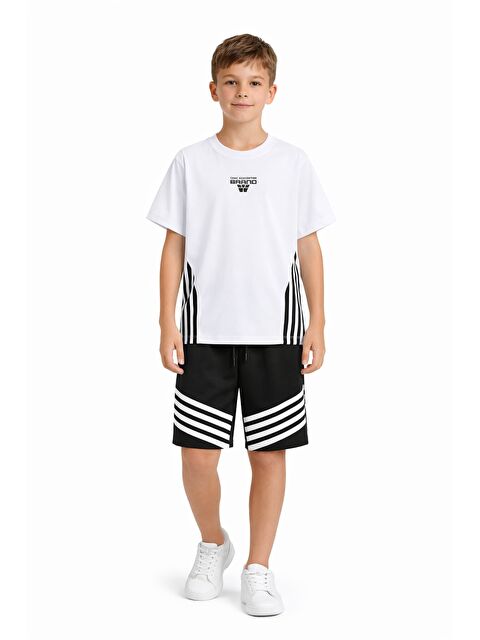 Cansın Mini Beyaz Şerit Desenli Logolu Tişörtlü Erkek Çocuk Şortlu Takım 23780